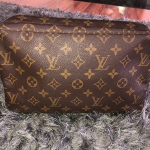 Authentic louis vuitton trousse toilette 28